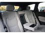 Volvo XC60 2.0 T6 Plug-in hybrid AWD Business Edition | Harman Kardon Geluidsinstallatie | Stuurwiel Verwarmbaar | Stoelen voor/achter verwarmbaar | 360 Graden Camera | Adaptieve Cruise Control | Pilot Assist | Extra getinte ramen achter | 19'' Lichtmetalen velgen