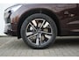 Volvo XC60 2.0 T6 Plug-in hybrid AWD Business Edition | Harman Kardon Geluidsinstallatie | Stuurwiel Verwarmbaar | Stoelen voor/achter verwarmbaar | 360 Graden Camera | Adaptieve Cruise Control | Pilot Assist | Extra getinte ramen achter | 19'' Lichtmetalen velgen