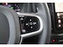Volvo XC60 2.0 T6 Plug-in hybrid AWD Business Edition | Harman Kardon Geluidsinstallatie | Stuurwiel Verwarmbaar | Stoelen voor/achter verwarmbaar | 360 Graden Camera | Adaptieve Cruise Control | Pilot Assist | Extra getinte ramen achter | 19'' Lichtmetalen velgen