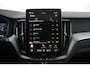 Volvo XC60 2.0 T6 Plug-in hybrid AWD Business Edition Harman Kardon Geluidsinstallatie | Stuurwiel Verwarmbaar | Stoelen voor/achter verwarmbaar | 360 Graden Camera | Adaptieve Cruise Control | Pilot Assist | Extra getinte ramen achter | 19'' Lichtmetalen velgen