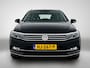 Volkswagen Passat Variant 2.0 TDI Business Edition R / Airco / Adap-Cruise / Trekhaak / Leder-Alcantara / Navigatie / Apk 02-2027