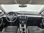 Volkswagen Passat Variant 2.0 TDI Business Edition R / Airco / Adap-Cruise / Trekhaak / Leder-Alcantara / Navigatie / Apk 02-2027
