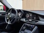 Alfa Romeo Giulia 2.0 T AWD Veloce - SCHUIFDAK - 19'' - LEER - SPORTSTOELEN