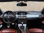 BMW 3-Serie Touring 325xi LCI - 6 CILINDER - AUTOMAAT - M PAKKET - LEER - NAVIGATIE
