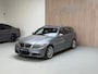 BMW 3-Serie Touring 325xi LCI - 6 CILINDER - AUTOMAAT - M PAKKET - LEER - NAVIGATIE