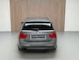 BMW 3-Serie Touring 325xi LCI - 6 CILINDER - AUTOMAAT - M PAKKET - LEER - NAVIGATIE