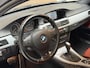 BMW 3-Serie Touring 325xi LCI - 6 CILINDER - AUTOMAAT - M PAKKET - LEER - NAVIGATIE