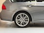 BMW 3-Serie Touring 325xi LCI - 6 CILINDER - AUTOMAAT - M PAKKET - LEER - NAVIGATIE