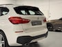 BMW X1 SDrive18i High Executive - M PAKKET - AUTOMAAT - NAVIGATIE