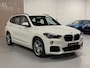 BMW X1 SDrive18i High Executive - M PAKKET - AUTOMAAT - NAVIGATIE