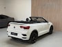 Volkswagen T-Roc Cabrio 1.5 TSI R-Line - AUTOMAAT - NAVIGATIE - STOELVERWARMING - 18''