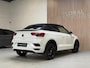 Volkswagen T-Roc Cabrio 1.5 TSI R-Line - AUTOMAAT - NAVIGATIE - STOELVERWARMING - 18''