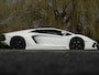 Lamborghini Aventador LP700-4 6.5 V12 (2012) 700 PK | Bianco Isis | Capristo Exhaust | 4.960 km | Lift | CarPlay | Collector Spec