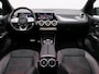 Mercedes-Benz B-klasse 250 e Business Solution AMG | Trekhaak | Distronic | Panoramadak | Memory | Sfeerverlichting | Keyless Go | Inclusief 24 maanden Mercedes-Benz Certified garantie voor Europa.