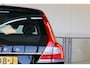 Volvo V70 T4 190PK Polar+ | Schuifdak | Trekhaak | Parkeerverw. | Estate Line