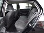 Volkswagen Golf 1.0 TSI Life Business Automatische airco, navigatie, apple carplay, android auto, licht metalen velgen, parkeersensoren voor en achter, elektrisch verstelbare stoel, enz.