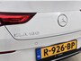Mercedes-Benz CLA 180 Luxury Line | Keyless Go | Sfeerverlichting | Car Play | Stoelverwarming | Parkeerpakket met Camera | Inclusief 24 maanden Mercedes-Benz Certified garantie voor Europa.