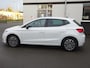 SEAT Ibiza 1.0 TSI Excellence Automatische airco, navigatie, digitaal instrumenten paneel, licht metalen velgen, parkeersensoren voor en achter, sport interieur, parelmoer lak, zwarte hemel bekleding, enz.