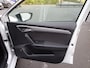 SEAT Ibiza 1.0 TSI Excellence Automatische airco, navigatie, digitaal instrumenten paneel, licht metalen velgen, parkeersensoren voor en achter, sport interieur, parelmoer lak, zwarte hemel bekleding, enz.