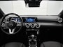 Mercedes-Benz A-klasse 160 Business Solution Luxury Ledkoplampen | Sfeerverlichting | Parkeerpakket met achteruitrijcamera | Stoelverwarming | Lederlook ARTICO. Inclusief 24 maanden Mercedes-Benz Certified garantie voor Europa.