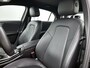 Mercedes-Benz A-klasse 160 Business Solution Luxury Ledkoplampen | Sfeerverlichting | Parkeerpakket met achteruitrijcamera | Stoelverwarming | Lederlook ARTICO. Inclusief 24 maanden Mercedes-Benz Certified garantie voor Europa.