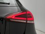 Mercedes-Benz A-klasse 160 Business Solution Luxury Ledkoplampen | Sfeerverlichting | Parkeerpakket met achteruitrijcamera | Stoelverwarming | Lederlook ARTICO. Inclusief 24 maanden Mercedes-Benz Certified garantie voor Europa.