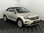 Volkswagen T-Roc Cabrio 1.5 TSI Style Camera, Virtual desk, Navi, Apple carplay, Winterpakket, Cruise control, A start stop, Lichtmetalen velgen