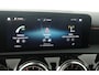 Mercedes-Benz A-klasse 250 e Premium Plus (STOELVERWARMING, SFEERVERLICHTING, CAMERA, NAVIGATIE, CRUISE CONTROL)