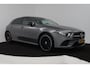 Mercedes-Benz A-klasse 250 e Premium Plus (STOELVERWARMING, SFEERVERLICHTING, CAMERA, NAVIGATIE, CRUISE CONTROL)