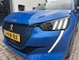 Peugeot e-208 EV GT Première | SOH 96% | Meest Complete Versie | Glazen Panoramadak | Alcantara Bekleding | Stoelverwarming | Navigatie | Full LED verlichting | Climate Control | Adaptieve Cruise Control | Camera | Parkeersensoren | Dode Hoek Detectie | 17" Lichtmetalen Velgen | Keyless Entry & Start |