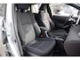 Toyota Corolla Cross Hybrid 140 Style | Parkeersensoren V+A | Stuur - Stoelverwarmin