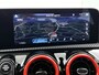 Mercedes-Benz A-klasse 180 Ledkoplampen | Achteruitrijcamera | Navigatiesysteem met harde schijf | Apple CarPlay. Inclusief 24 maanden Mercedes-Benz Certified garantie voor Europa.