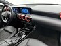 Mercedes-Benz A-klasse 180 Ledkoplampen | Achteruitrijcamera | Navigatiesysteem met harde schijf | Apple CarPlay. Inclusief 24 maanden Mercedes-Benz Certified garantie voor Europa.