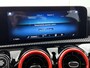 Mercedes-Benz A-klasse 180 Ledkoplampen | Achteruitrijcamera | Navigatiesysteem met harde schijf | Apple CarPlay. Inclusief 24 maanden Mercedes-Benz Certified garantie voor Europa.