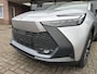 Toyota C-HR 2.0 Plug-in Hybrid 220 Dynamic Toyota navigatie / Apple Carplay / Android Auto / parkeersensoren voor en achter / adaptive cruise control / stoel- en stuurwielverwarming / parkeercamera / Toyota 10 jaar garantie programma / Toyota Pechhulppas / rijklaarpr