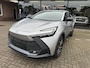 Toyota C-HR 2.0 Plug-in Hybrid 220 Dynamic Toyota navigatie / Apple Carplay / Android Auto / parkeersensoren voor en achter / adaptive cruise control / stoel- en stuurwielverwarming / parkeercamera / Toyota 10 jaar garantie programma / Toyota Pechhulppas / rijklaarpr