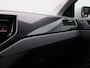 Volkswagen Polo 1.0 TSI Life Edition 95 PK | Navigatie | Apple Carplay | Climate control | Getinte ruiten | Camera | Parkeersensoren achter | Lichtmetalen velgen |