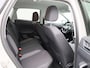 Volkswagen Polo 1.0 TSI Life Edition 95 PK | Navigatie | Apple Carplay | Climate control | Getinte ruiten | Camera | Parkeersensoren achter | Lichtmetalen velgen |