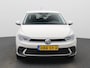 Volkswagen Polo 1.0 TSI Life Edition 95 PK | Navigatie | Apple Carplay | Climate control | Getinte ruiten | Camera | Parkeersensoren achter | Lichtmetalen velgen |