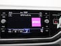 Volkswagen Polo 1.0 TSI Life Edition 95 PK | Navigatie | Apple Carplay | Climate control | Getinte ruiten | Camera | Parkeersensoren achter | Lichtmetalen velgen |