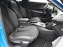 Peugeot e-2008 EV GT 50 kWh | Accutest 99% | Stoelen met alcantara bekleding en stoelverwarming | Adaptieve cruise control | 18 inch velgen