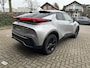 Toyota C-HR 2.0 Plug-in Hybrid 220 Dynamic Toyota navigatie / incl. winterbandenset / Apple Carplay / Android Auto / parkeersensoren voor en achter / adaptive cruise control / stoel- en stuurwielverwarming / parkeercamera / Toyota 10 jaar garantie programma / Toyota