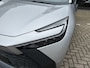 Toyota C-HR 2.0 Plug-in Hybrid 220 Dynamic Toyota navigatie / incl. winterbandenset / Apple Carplay / Android Auto / parkeersensoren voor en achter / adaptive cruise control / stoel- en stuurwielverwarming / parkeercamera / Toyota 10 jaar garantie programma / Toyota