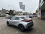 Toyota C-HR 2.0 Plug-in Hybrid 220 Dynamic Toyota navigatie / incl. winterbandenset / Apple Carplay / Android Auto / parkeersensoren voor en achter / adaptive cruise control / stoel- en stuurwielverwarming / parkeercamera / Toyota 10 jaar garantie programma / Toyota