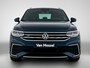 Volkswagen Tiguan 1.4 TSI eHybrid R-Line Business+ 245 PK | Trekhaak | Dealeronderhouden | Navigatie | Achteruitrijcamera | Achterklep Elektrisch | Climatronic ( 3 zones ) | 19 Inch Velgen | Black Style | Parkeersensoren