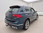 Volkswagen Tiguan 1.4 TSI eHybrid R-Line Business+ 245 PK | Trekhaak | Dealeronderhouden | Navigatie | Achteruitrijcamera | Achterklep Elektrisch | Climatronic ( 3 zones ) | 19 Inch Velgen | Black Style | Parkeersensoren