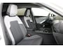 Opel Astra Sports Tourer 1.2 Turbo 110 Business Edition | Navi | Clima | Adaptive Cruise | Stoel- & Stuurverwarming | Camera | Parkeersensoren V+A | 16" Lichtmetaal |