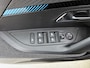 Peugeot e-2008 EV Style 50 kWh 136pk Automaat | Apple Carplay/Android Auto | Climate | Control | Cruise Control | Camera |