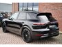 Porsche Cayenne 3.0 Pano Chrono+Sport Trekh Luchtv 21inch BOSE Sfeer