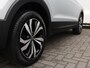 Volkswagen T-Cross 1.0 TSI Life 95PK | Navigatie | Cruise control | Trekhaak | Camera | Black Design | Spiegelpakket